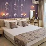 Hotel Ancora 2*